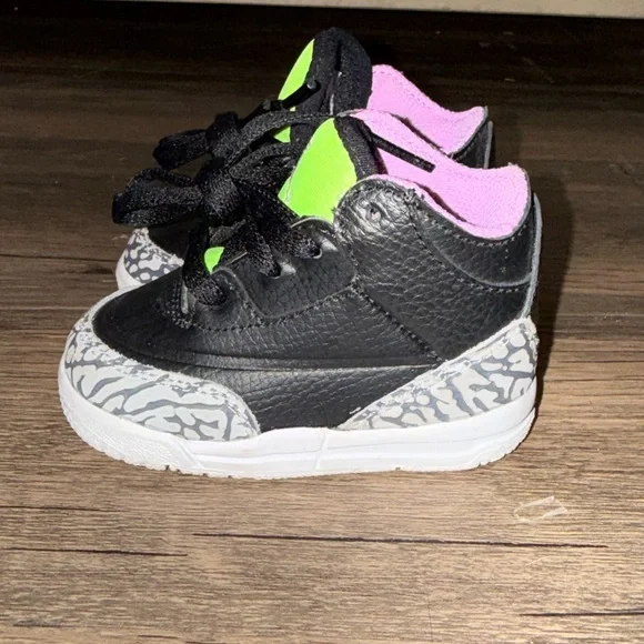 Nike Air Jordan 3 Retro SE (TD) Black/White/Green DA2305-003 US Toddler Size 4c - Picture 3 of 8